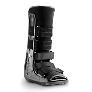 WALKER BOOT, ANKLE AIR MAXTRAX2.0 MED | Quantity - 1x EA