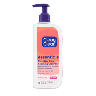 KENVUE CLEAN & CLEAR FACIAL CARE - Essentials Foaming Facial Cleanser, Oil Free, 8 fl oz, 6/bx, 4 bx/cs (Pricing Subject to Change without Prior Notification) | Quantity - 1x CS