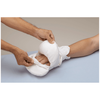 TIDI POSEY MITTS - Posey Hand Control Mitt, One Size Fits Most, Hook and Loop Closure, 1-Strap, Seperates Fingers, Mesh/Fiber Fill, White (Continental US + HI Only) | Quantity - 1x PR
