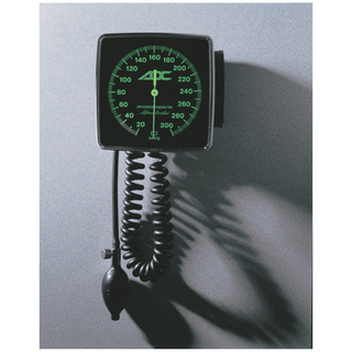 ADC DIAGNOSTIX 750 SERIES ANEROID - Large Adult Mobile Aneroid, Black, Latex Free (LF) | Quantity - 1x EA