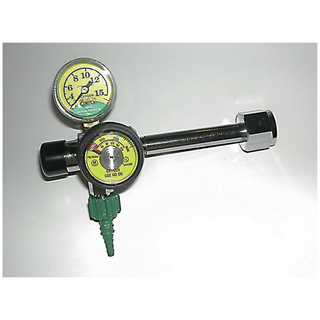 MADA OXYGEN REGULATORS, PARTS & ACCESSORIES - Mada High Flow Oxygen Regulators, 50 PSI Average, High Flow, CGA-540 Nut/ Nipple For H, S, K, M, T Tanks, Pressure Gauge, Single DISS Outlet, 50 PSI | Quantity - 1x EA